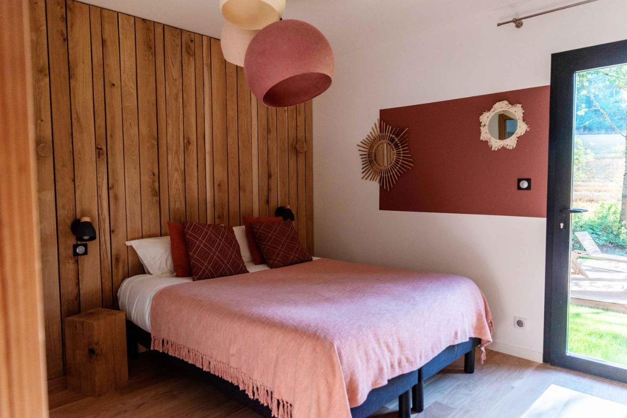 Dans Les Arbres Bed & Breakfast Lanta Bagian luar foto